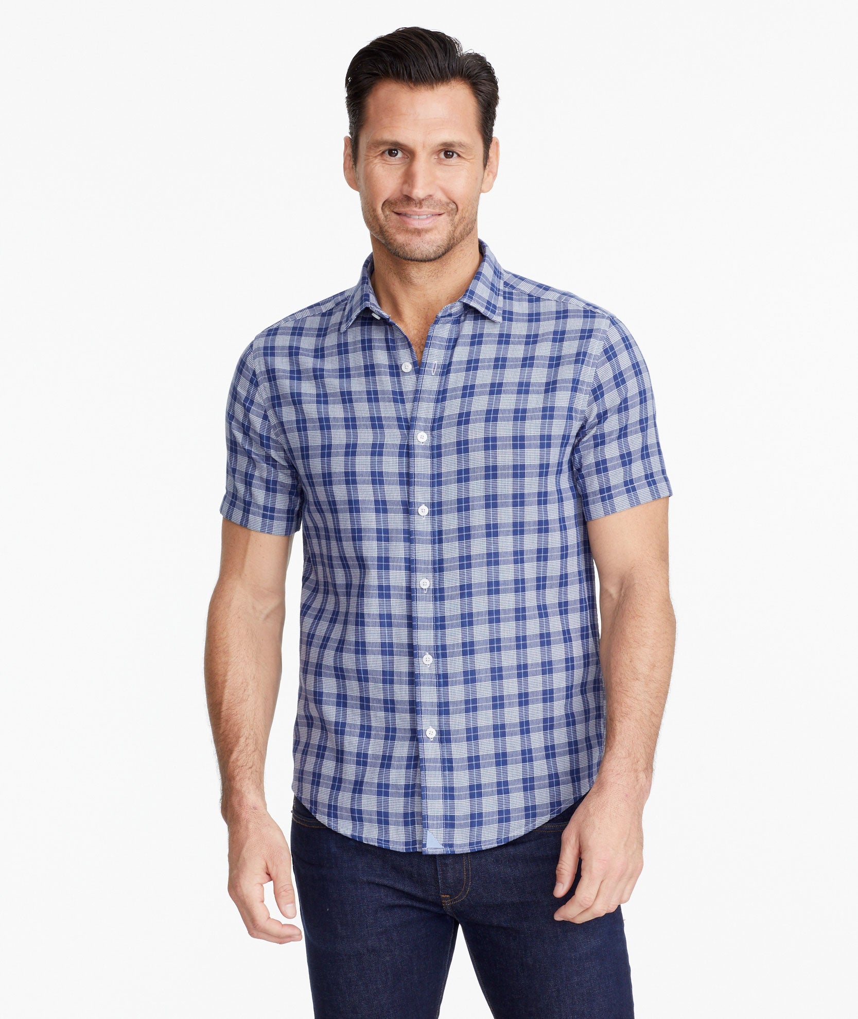 Model wearing a Navy Double Gauze Short-Sleeve Zuccardi Shirt